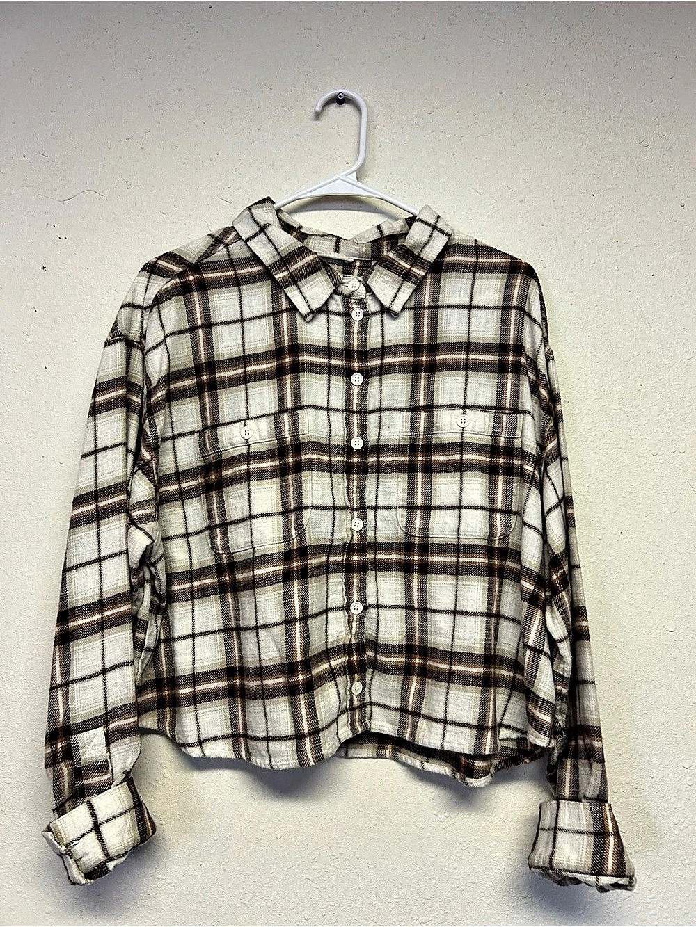 American Eagle AE Cropped Button-Up Shirt Plaid Brown & Cream